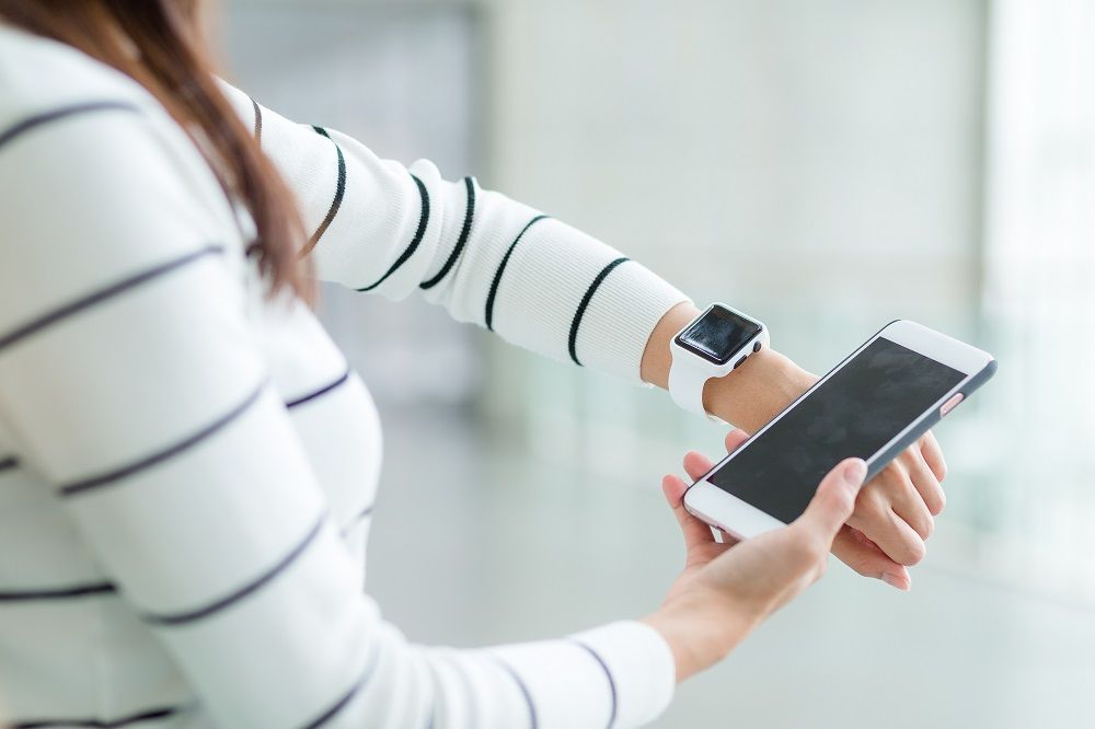 dlaczego smartwatch nie laczy sie z telefonem
